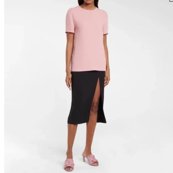 😊SOLD😊 Valentino Garavani Roman Stud Quilted Napa Slide Sandals in 37 - Picture 2 of 13